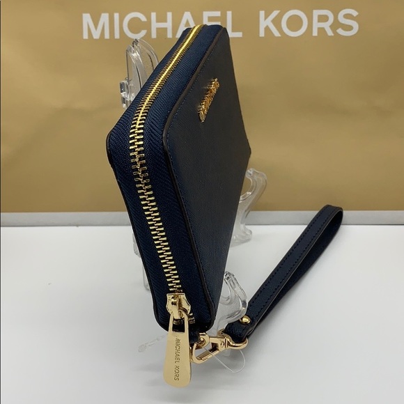 Michael Kors Jet Set Travel LG FLAT MF PHN CASE - Picture 8 of 16